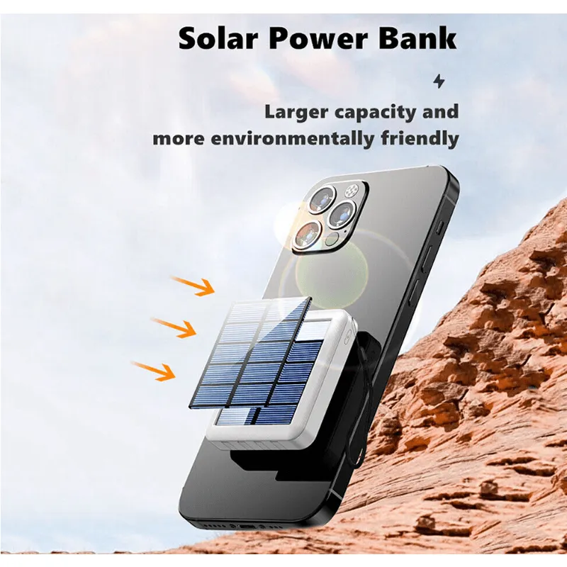 4-Cable Multifunctional Solar Power Bank Q-CD282