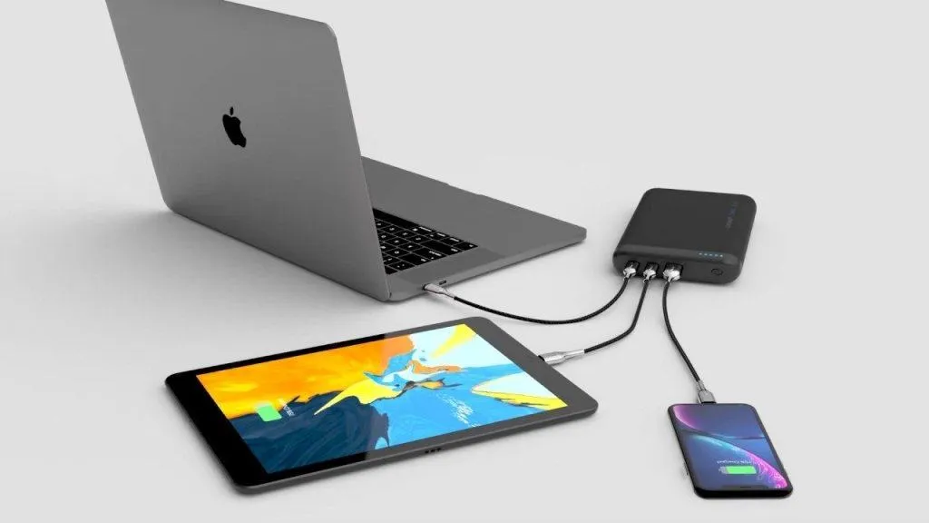 Cygnett ChargeUp Pro 27000mAh 72W USB-C Power Bank