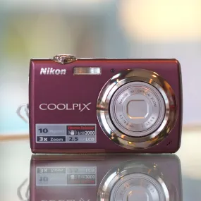 Nikon Coolpix S220